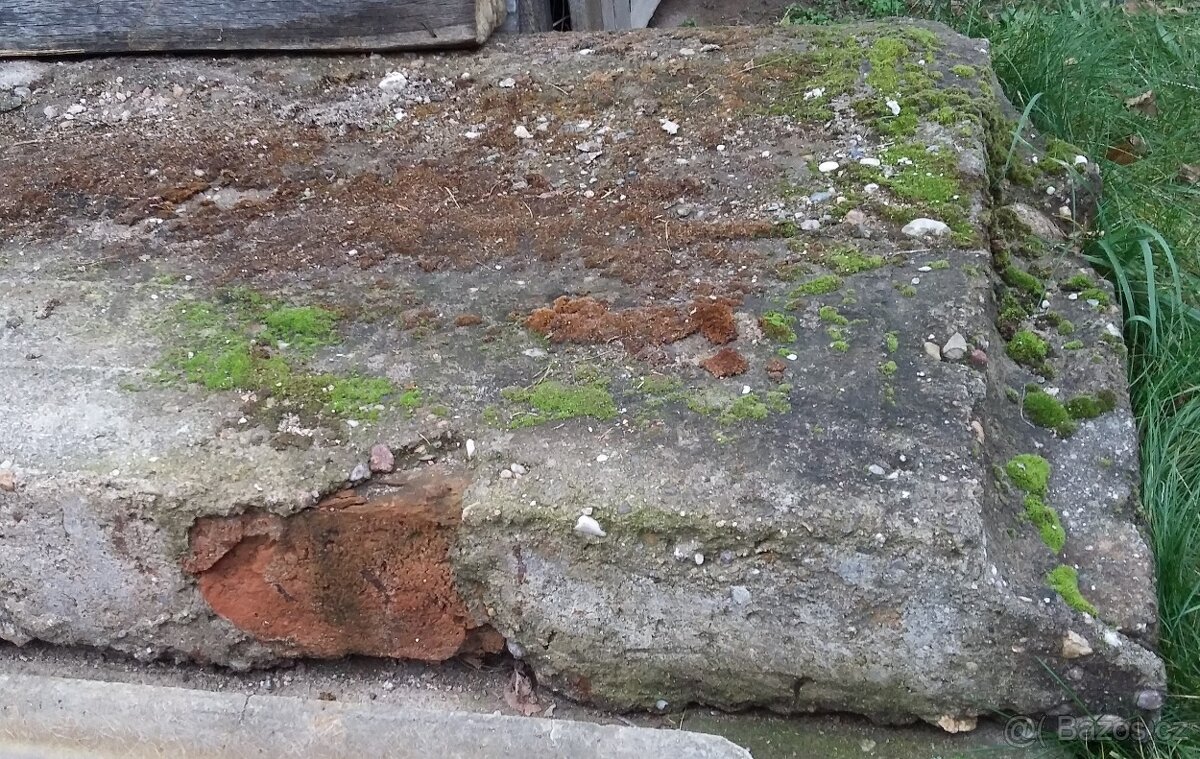 1 kus betonový panel (400x100x15) - 2