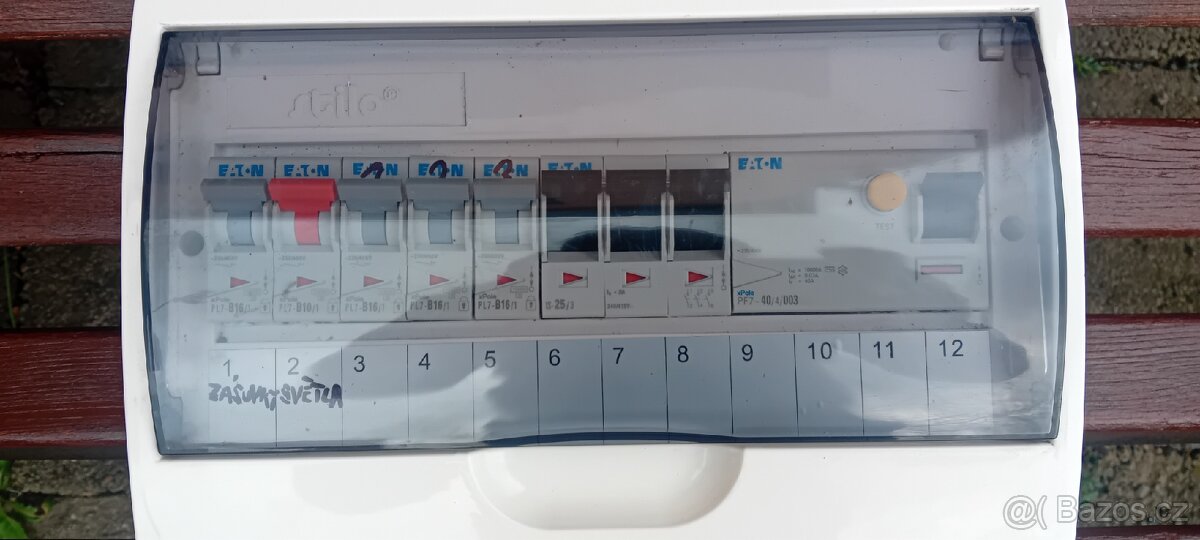 Elektro Rozvodnice rozvaděč jističe - 2
