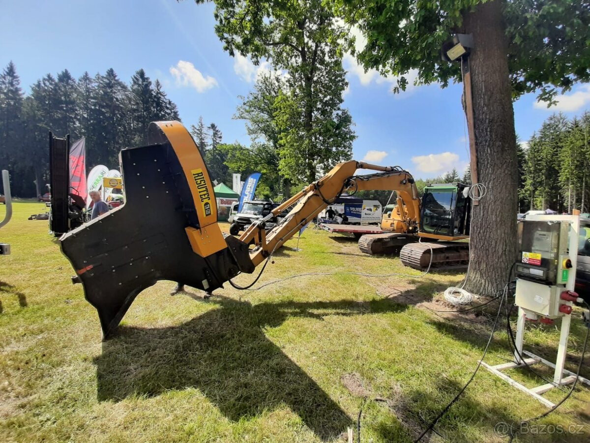 Sázecí stroj Model TK120 - 2