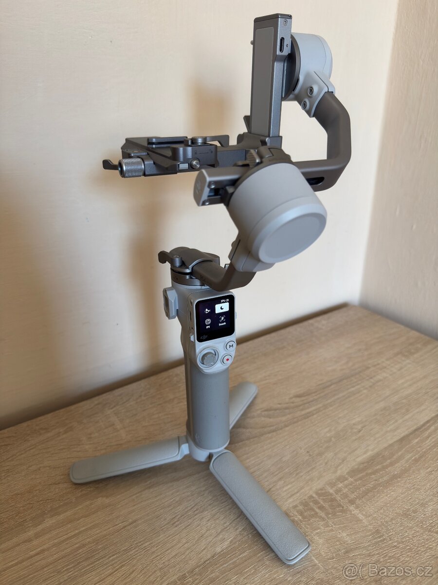 DJI RS 4 Mini Combo - 2
