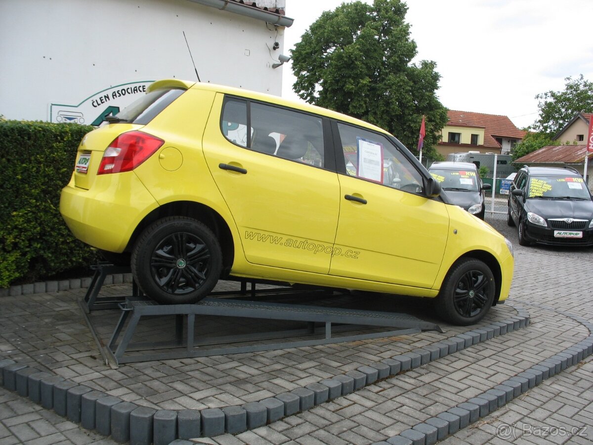 Fabia II 1,2-44 kW, 88.000,-Kč - 2