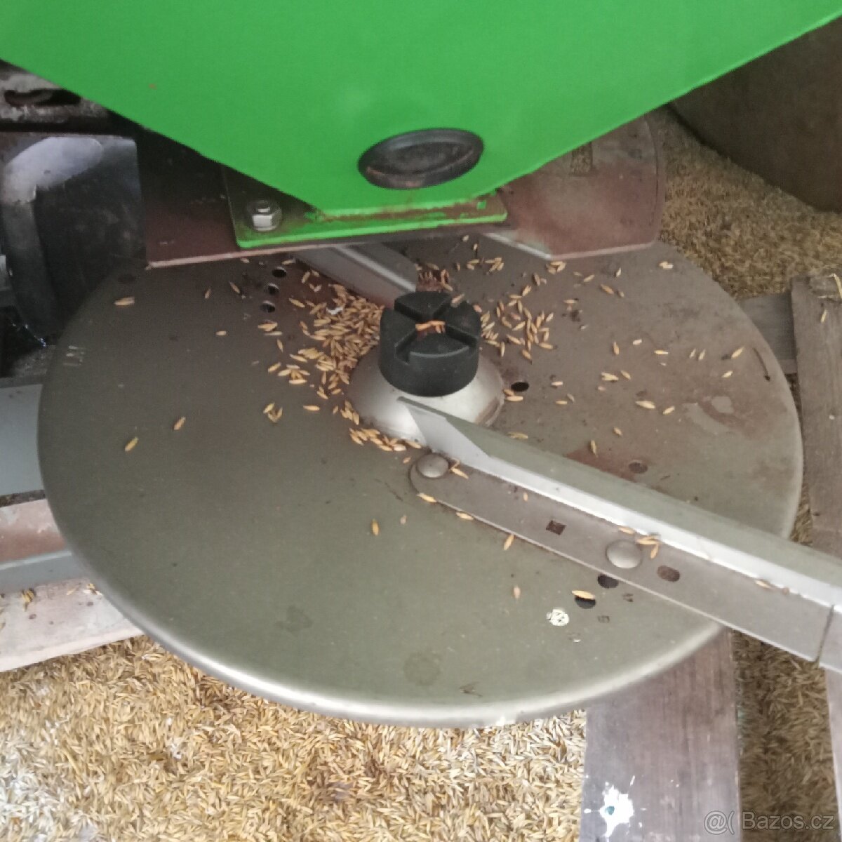 Rozmetadlo minerálních hnojiv MS 500 - 2