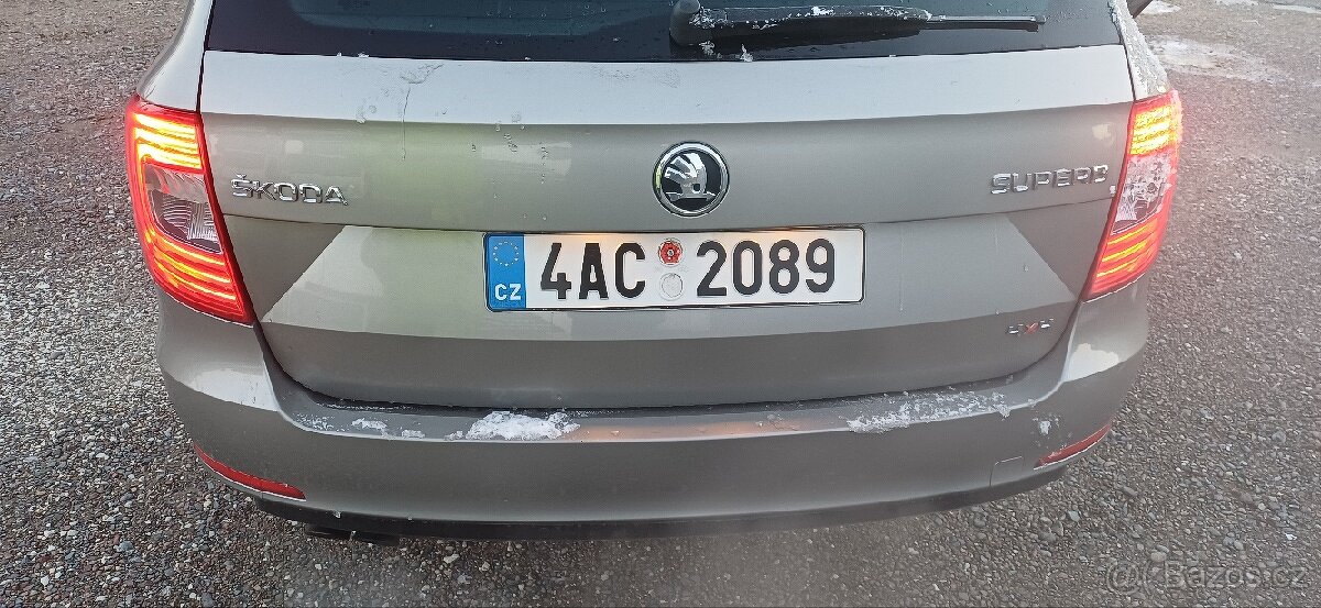 Skoda superb elegance 2.0 tdi 125 kw 4x4 dsg - 2