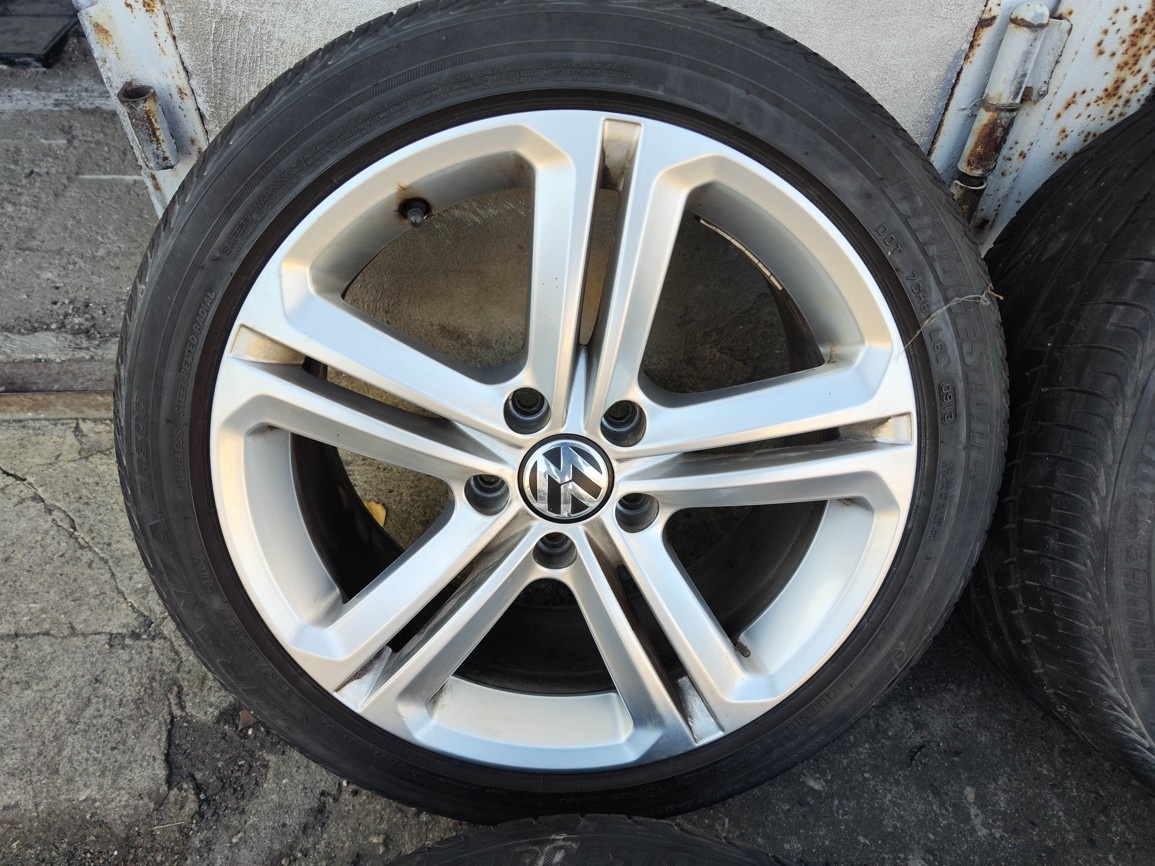 17"letní alu sada Mallory 5x112 origo Golf 6 Touran Caddy - 2