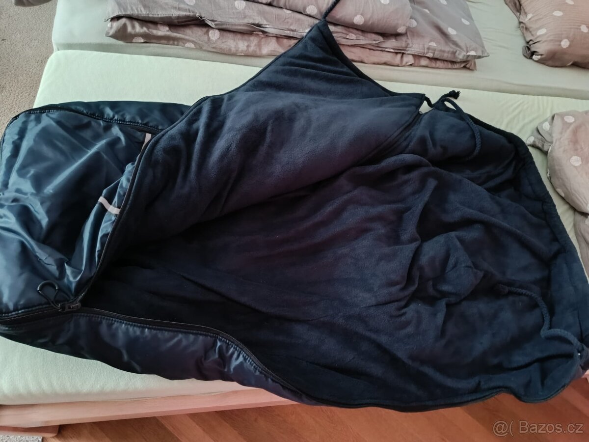 Zimní fleecový fusak s nepromokavou svrchní vrstvou - 2