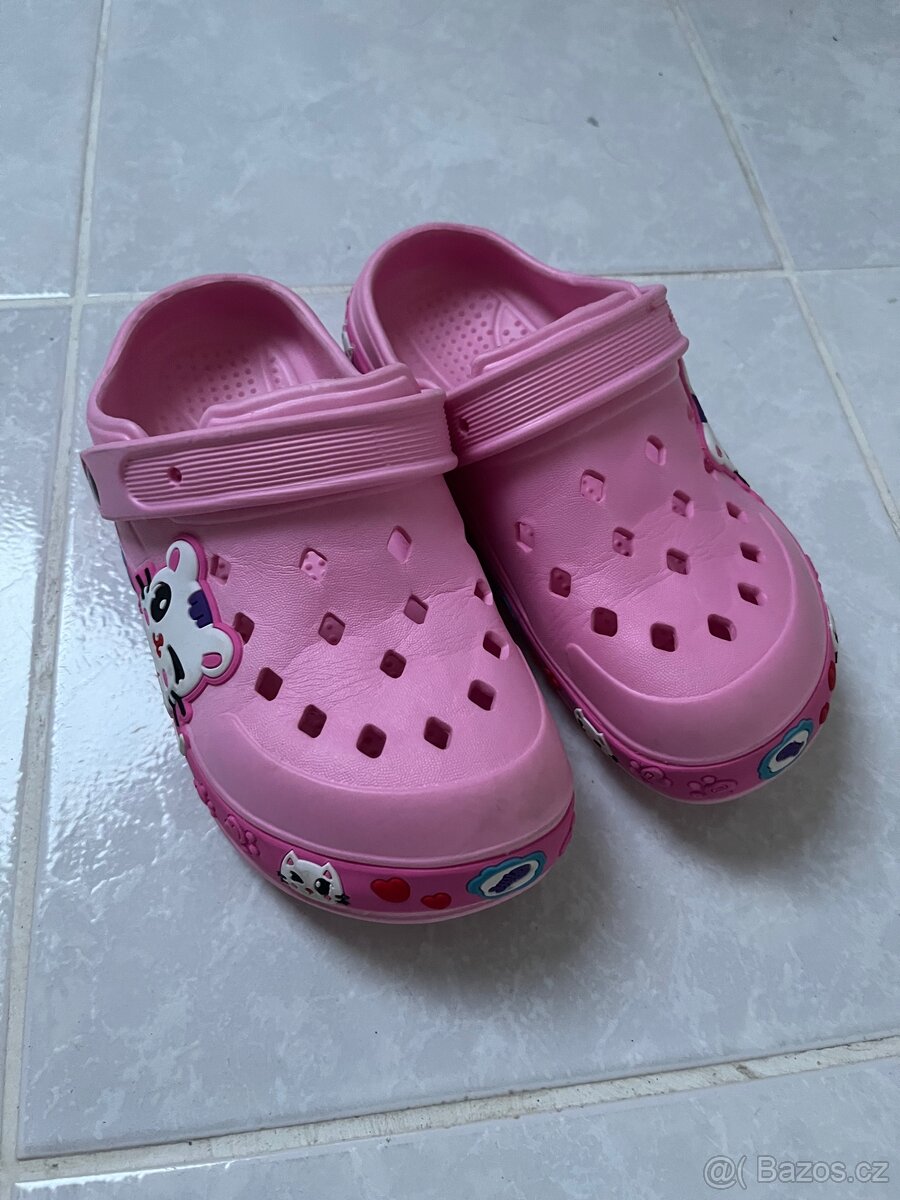 Dívčí pantofle - 2