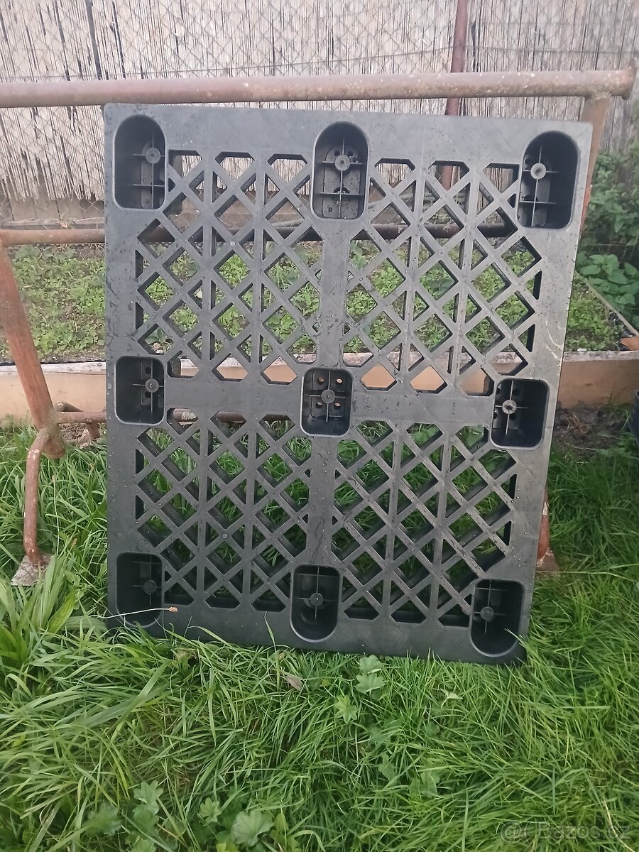 Plastove palety - 2