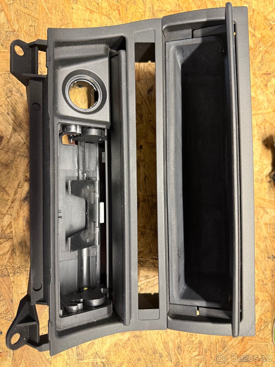 Středová přihrádka BMW E46 - 2