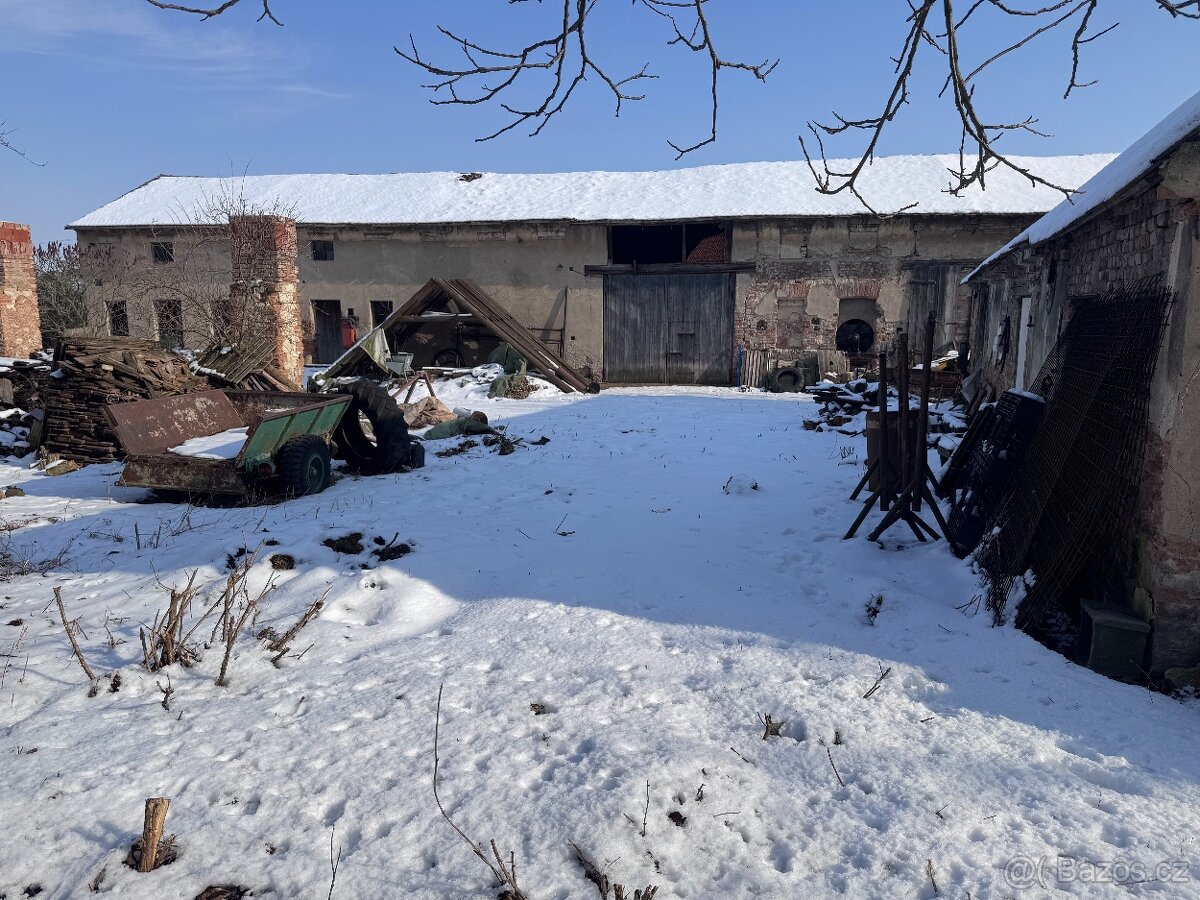 Dům / zemědělská usedlost, Děčany - 2