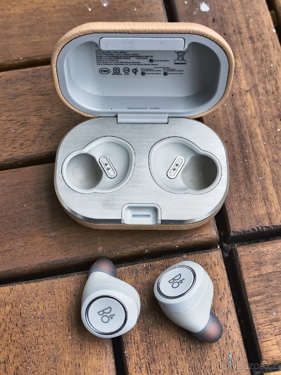 Bluetooth sluchátka Bang a Olufsen beoplay e8 2.0 - 2