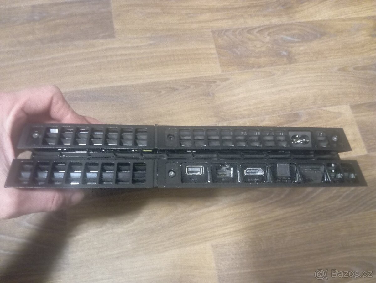 PS4 500GB černá - 2