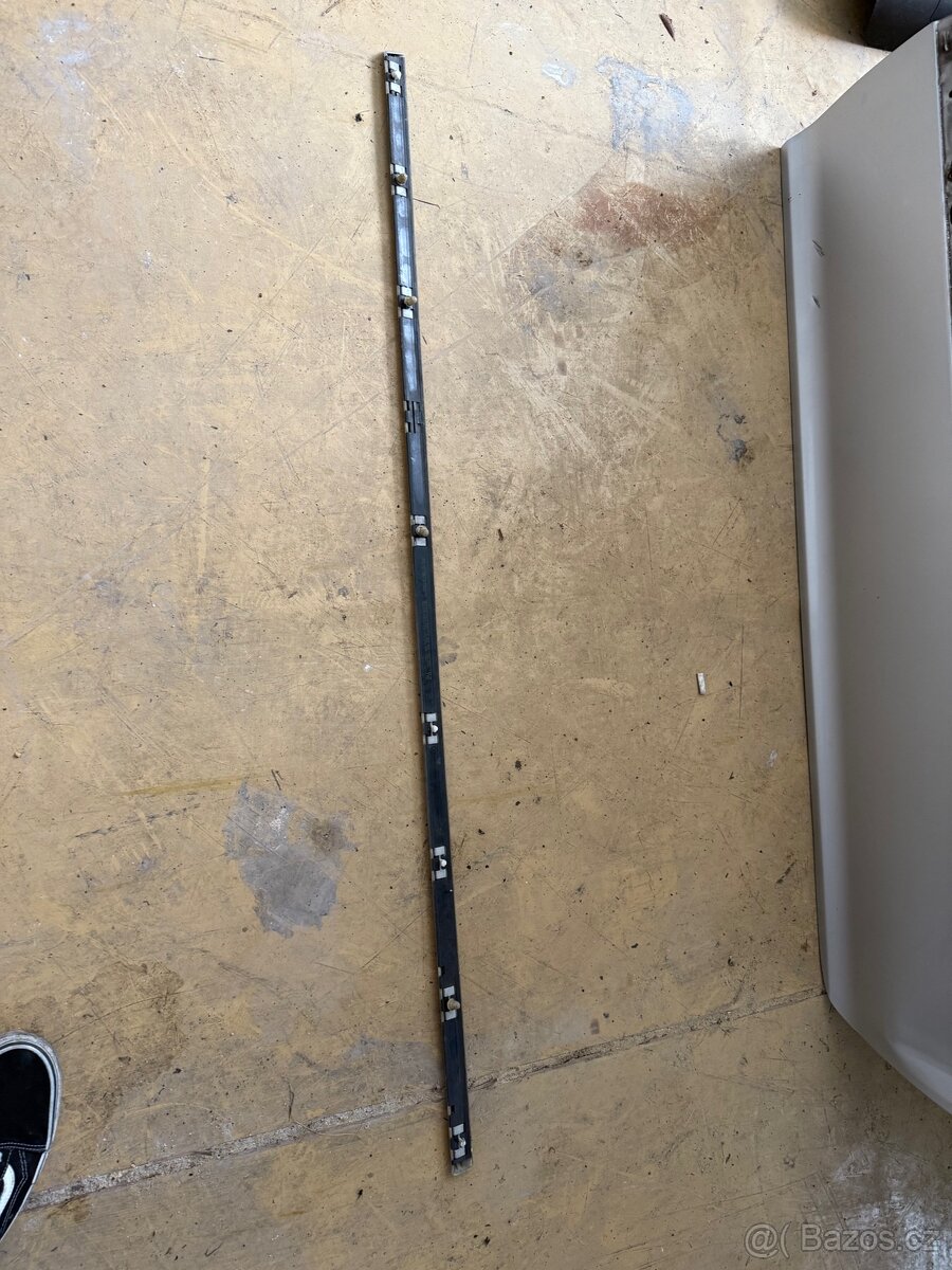 BMW e46 coupe levá lišta dveří - 2