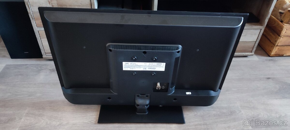 LED televize JVC, 80 cm, zánovní - 2