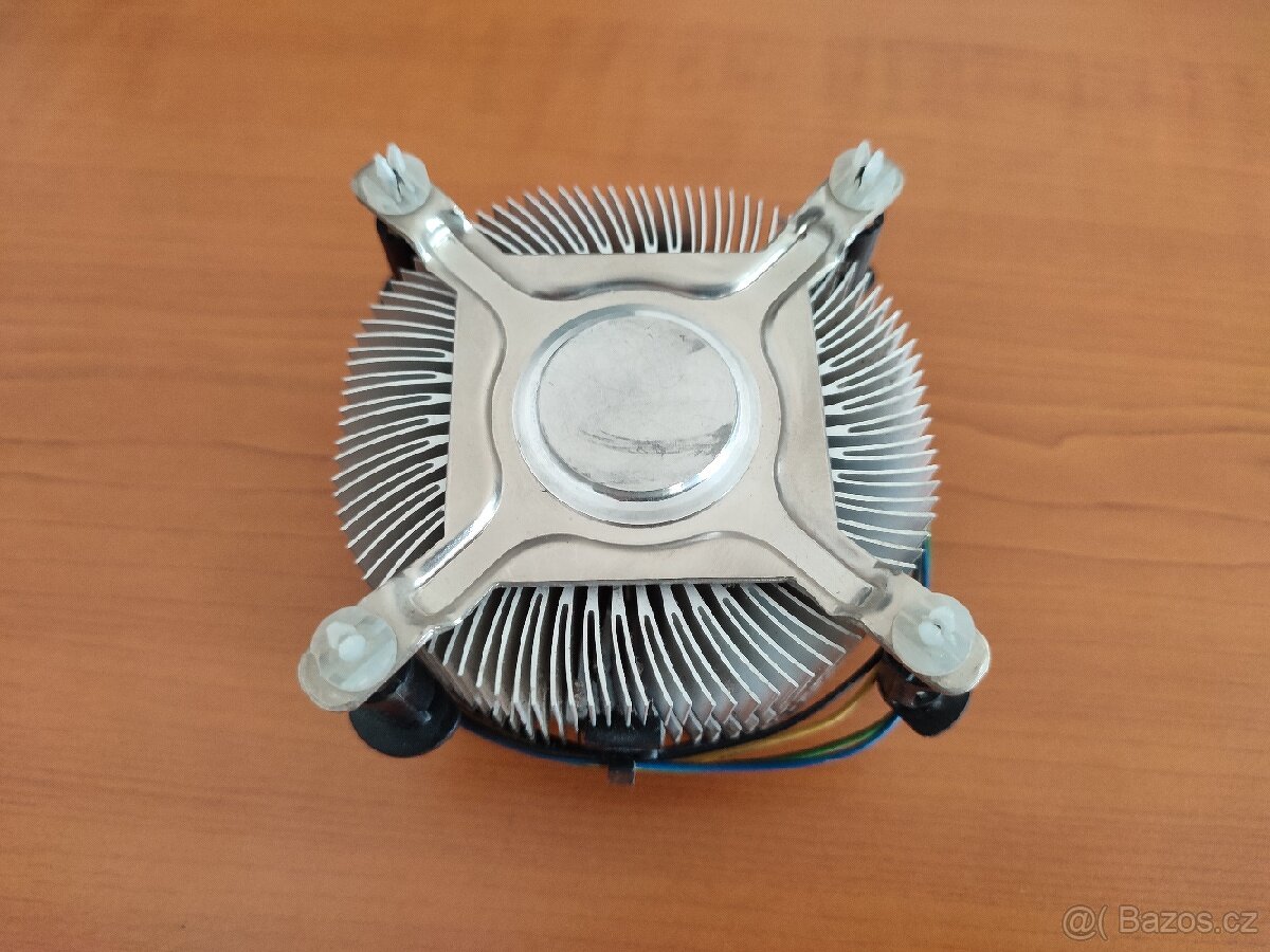 BOX Chladič procesoru Intel pro patici LGA 775 - použitý - 2