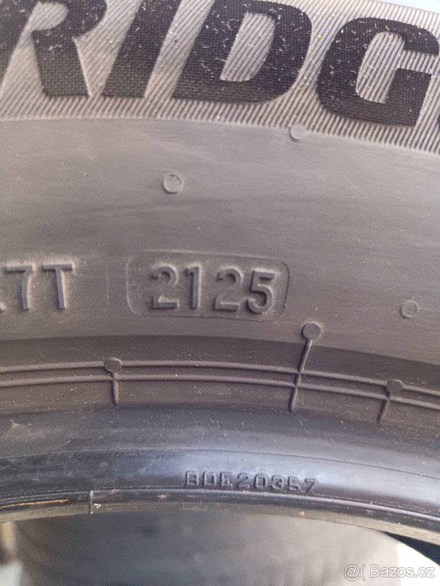 Bridgestone TURANZA 6, 215/60 R17. - 2