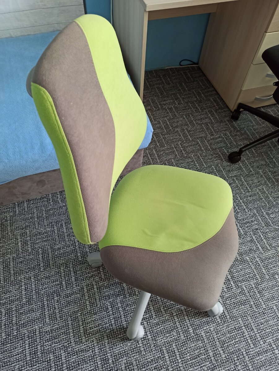 Židle k psacímu stolu - 2