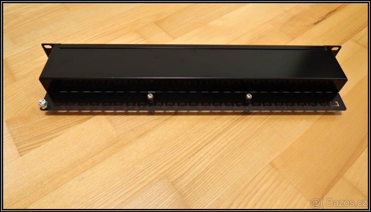 Patchpanel ROLINE 19'' kat. 5e STP, 24 portů, černý - 2