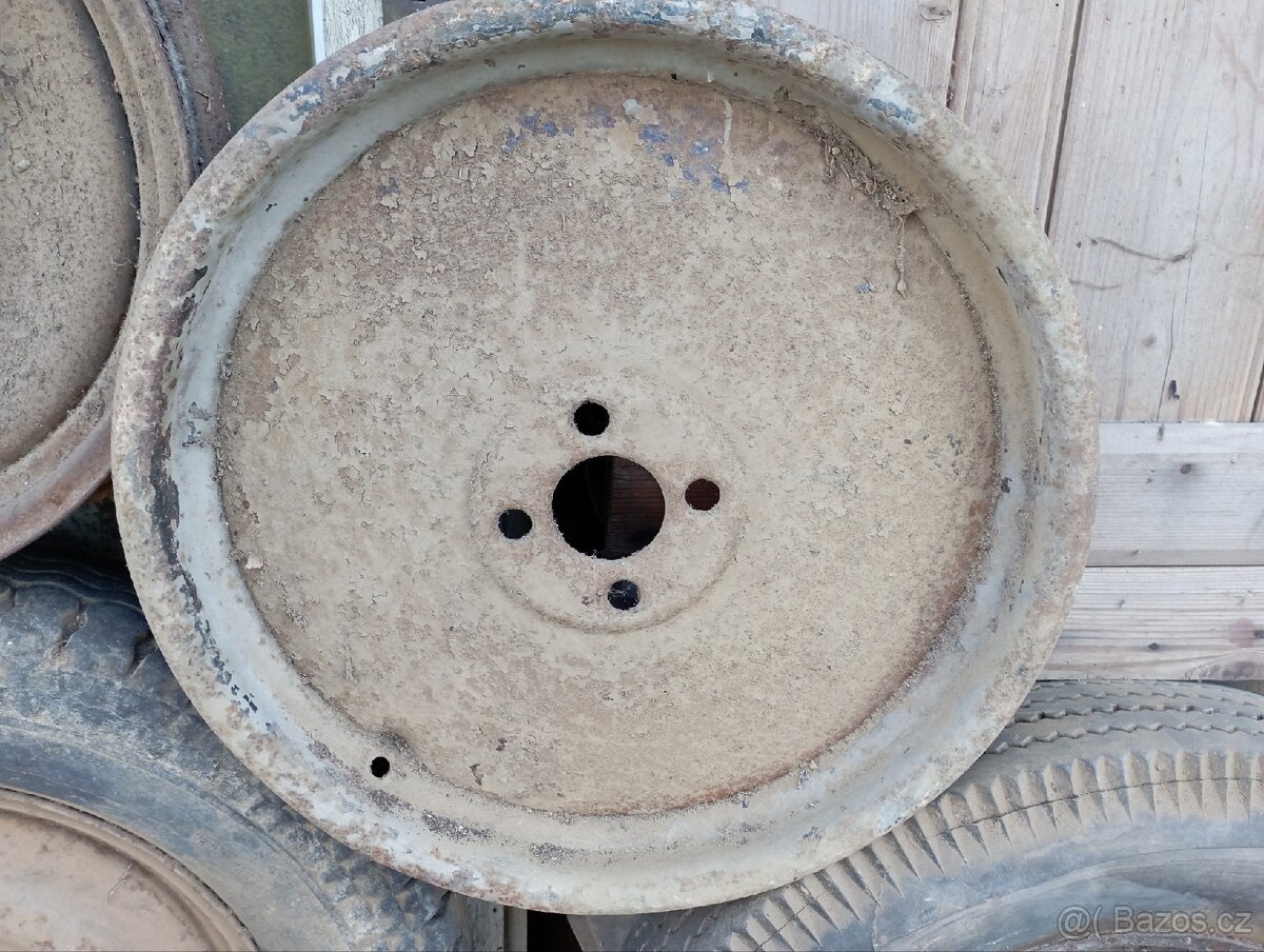 Starší historické disky na auta - 2