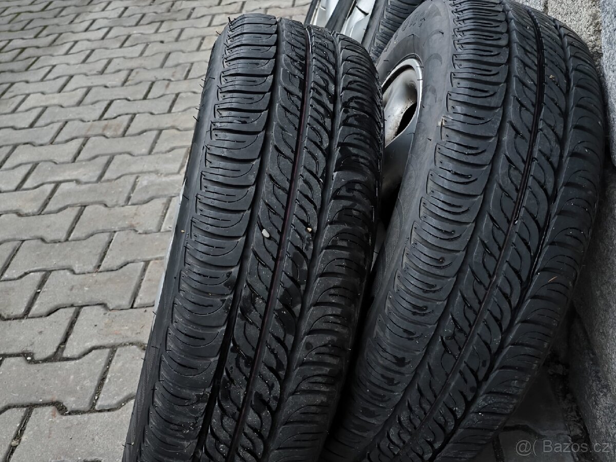 Kola na Renault Scénic - 2