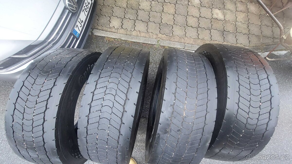 4x Continental HD 5 315/70/22.5 - 2
