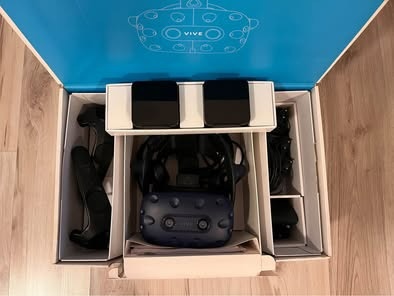VR VIVE Pro 2 full kit - 2
