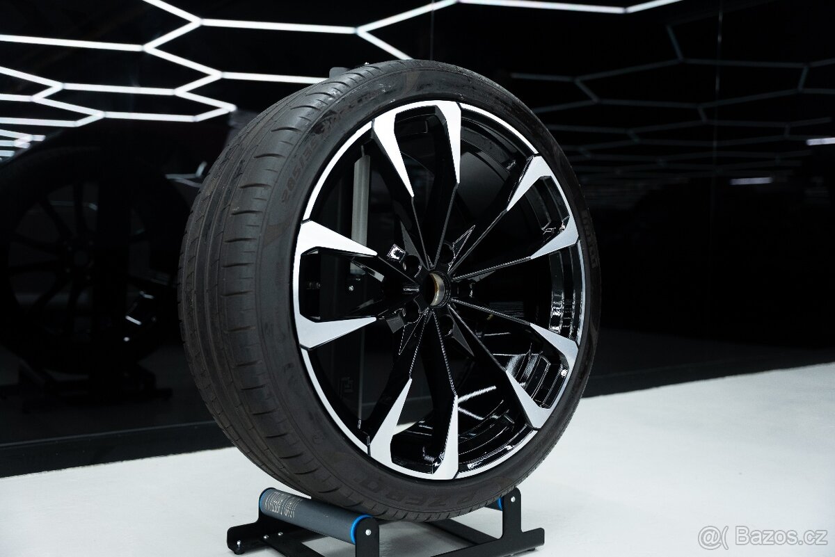 Originál ALL kola Lamborghini Urus - 2