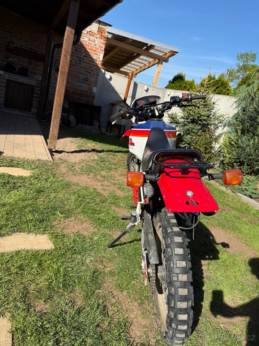 Honda XL200 - 2