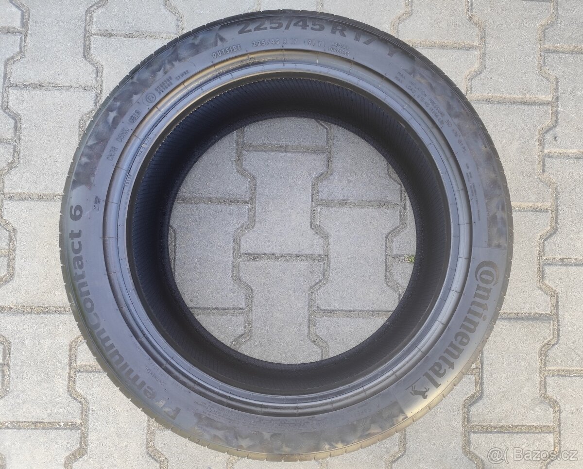 Letní pneumatiky Continental 225/45/17 - 2