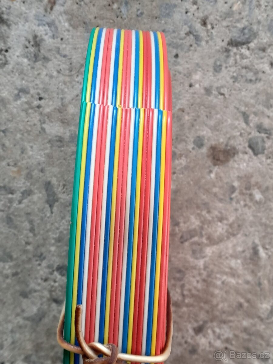 Plochý dvacetižílový kabel 1m - 2