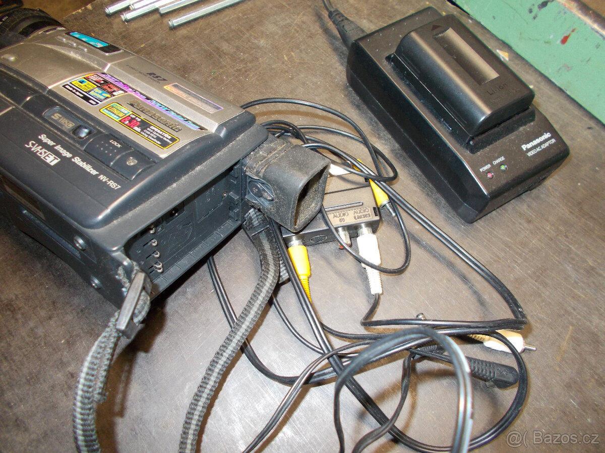 Panasonic RS7 - 2