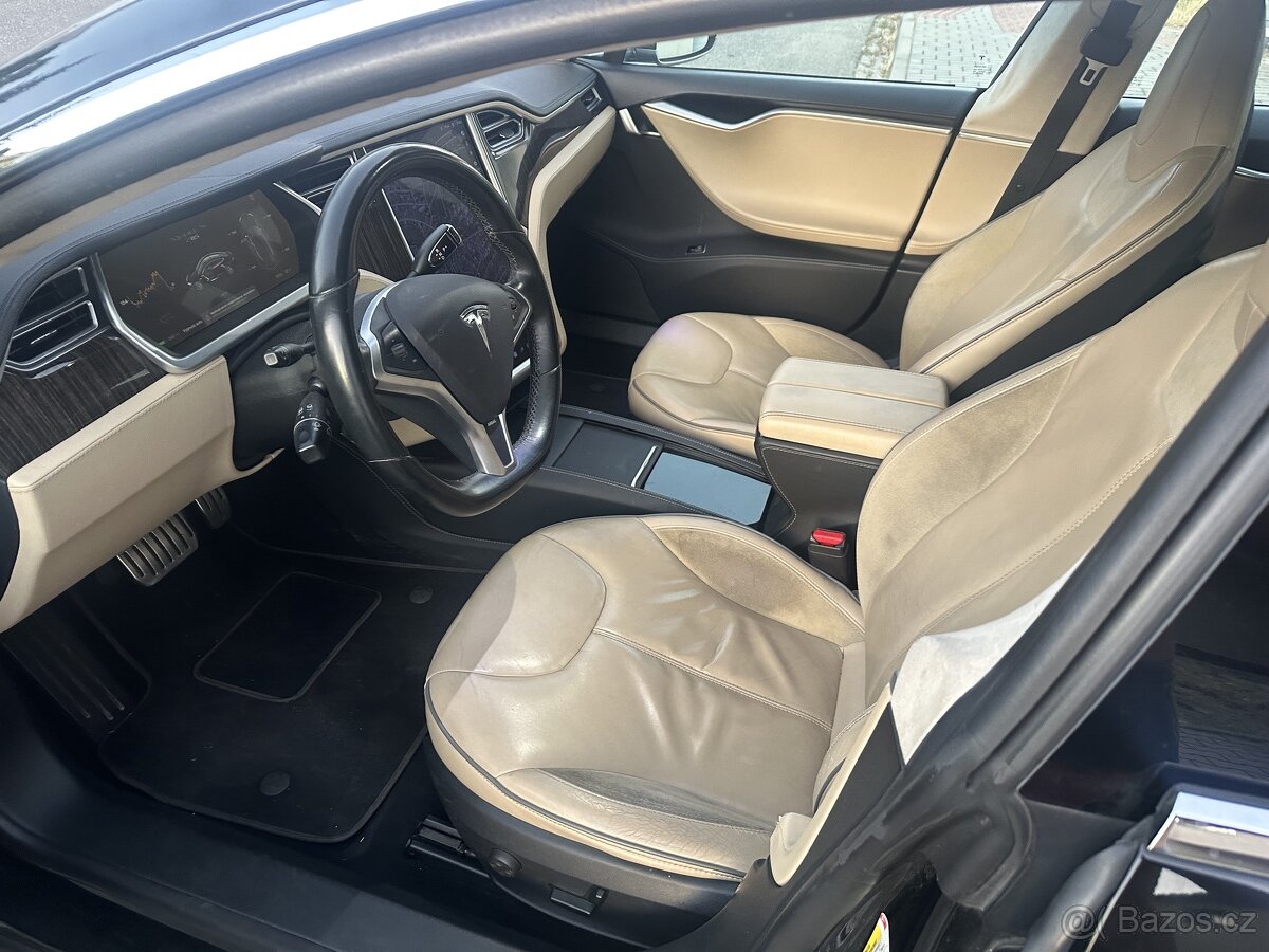 Tesla model S, P85, nabijeni zdarma - 2