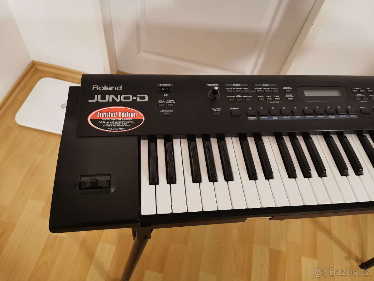 Roland Juno-D Limited Edition - 2