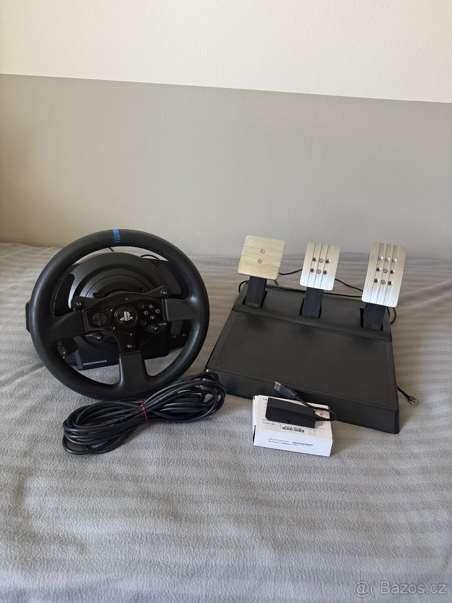 Thrustmaster T300 + pedály T3PA GT - 2