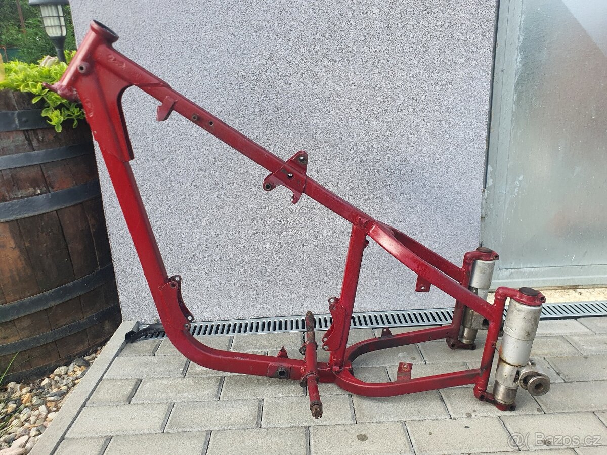 Jawa Pérák - 2