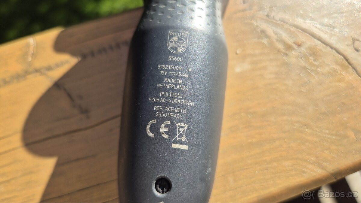 Holící strojek Philips S5600 - 2