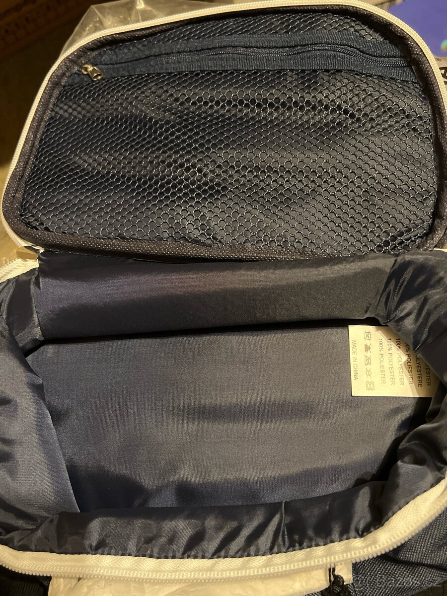 Kosmetická taštička Diadora - nová - 2