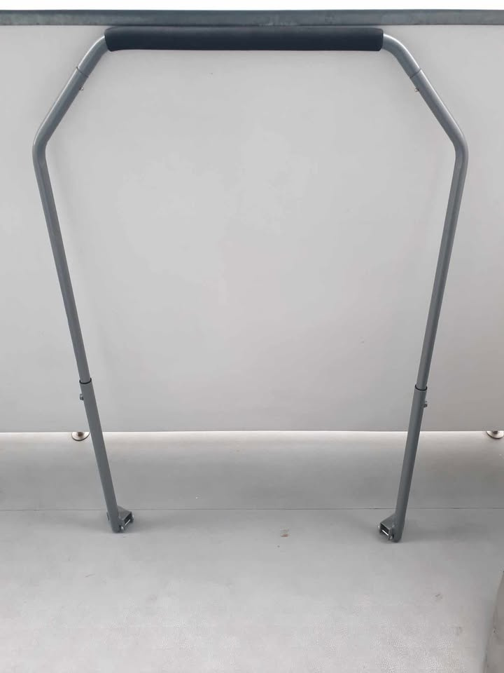 Trampolína Crivit s madlem - 2