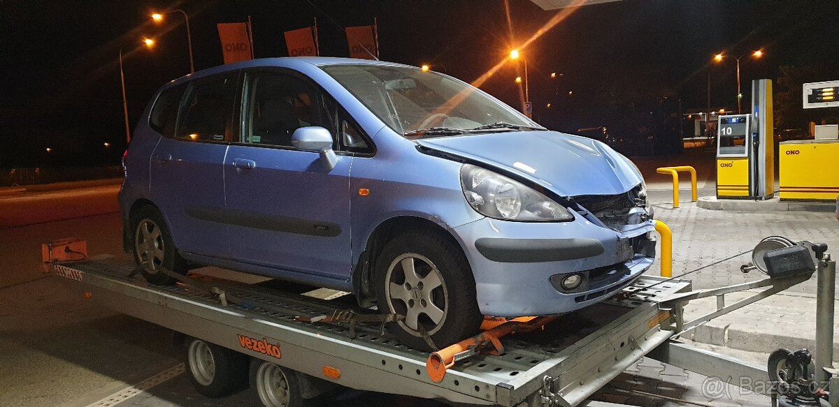 Honda jazz na náhradní díly rv. 2005 - 2