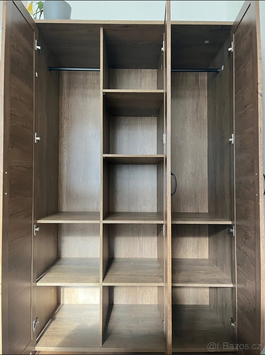 Krásný nábytek JYSK v top stavu - 2