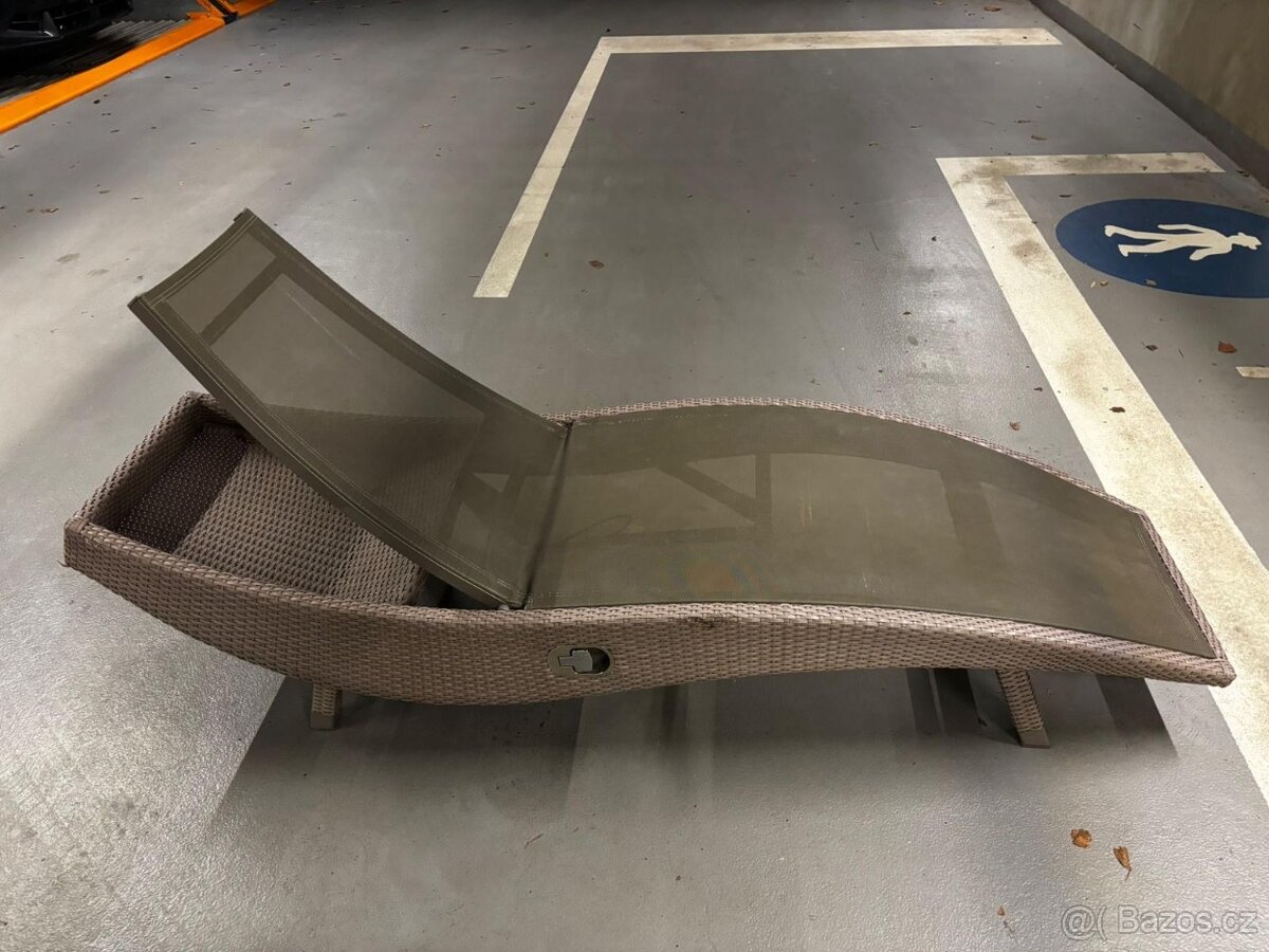 Zahradní lehátko - 2