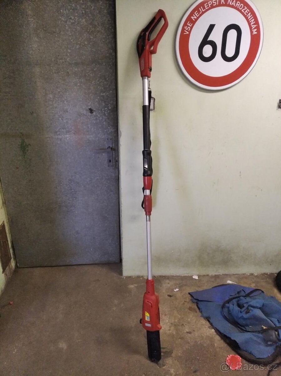 Akumulátorová vyvětvovací pila - HECHT 9025 - 2