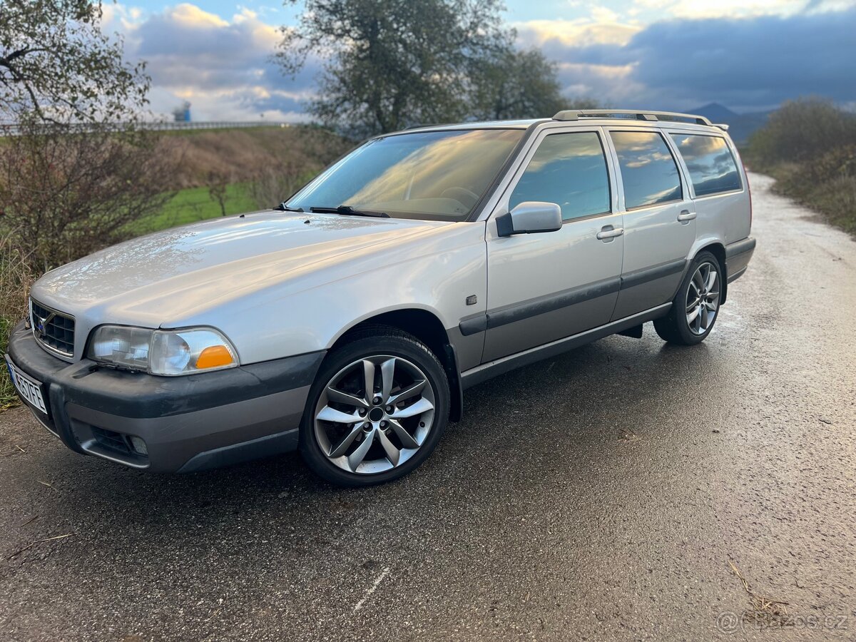 VOLVO V70 XC I Cross Country 2,4T 1999 4x4 - 2