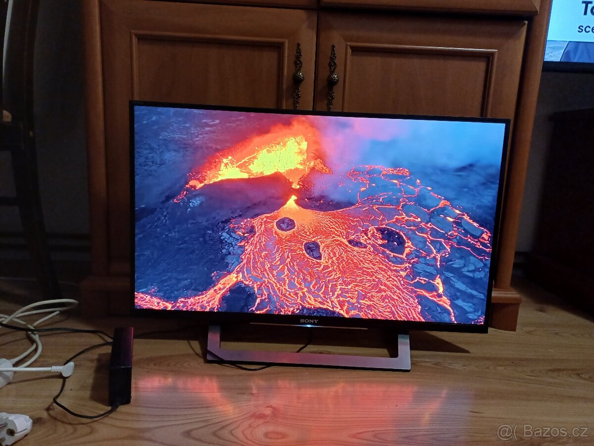 80cm, Smart TV 32" Sony Bravia KDL-32WD759,Wi-Fi, DVB-T2 - 2