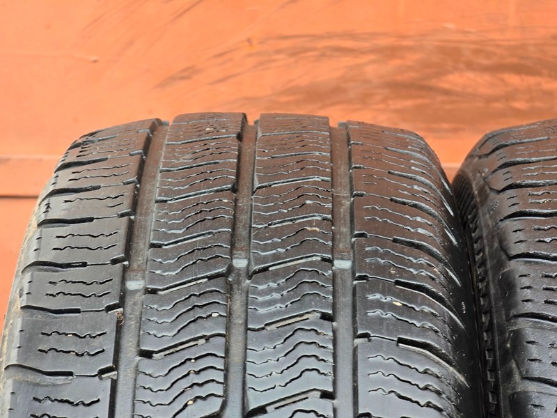 Zimní Barum 195/60/16C - 2