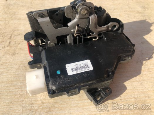 Zámek dveří Škoda Octavia 2 po faceliftu - 2