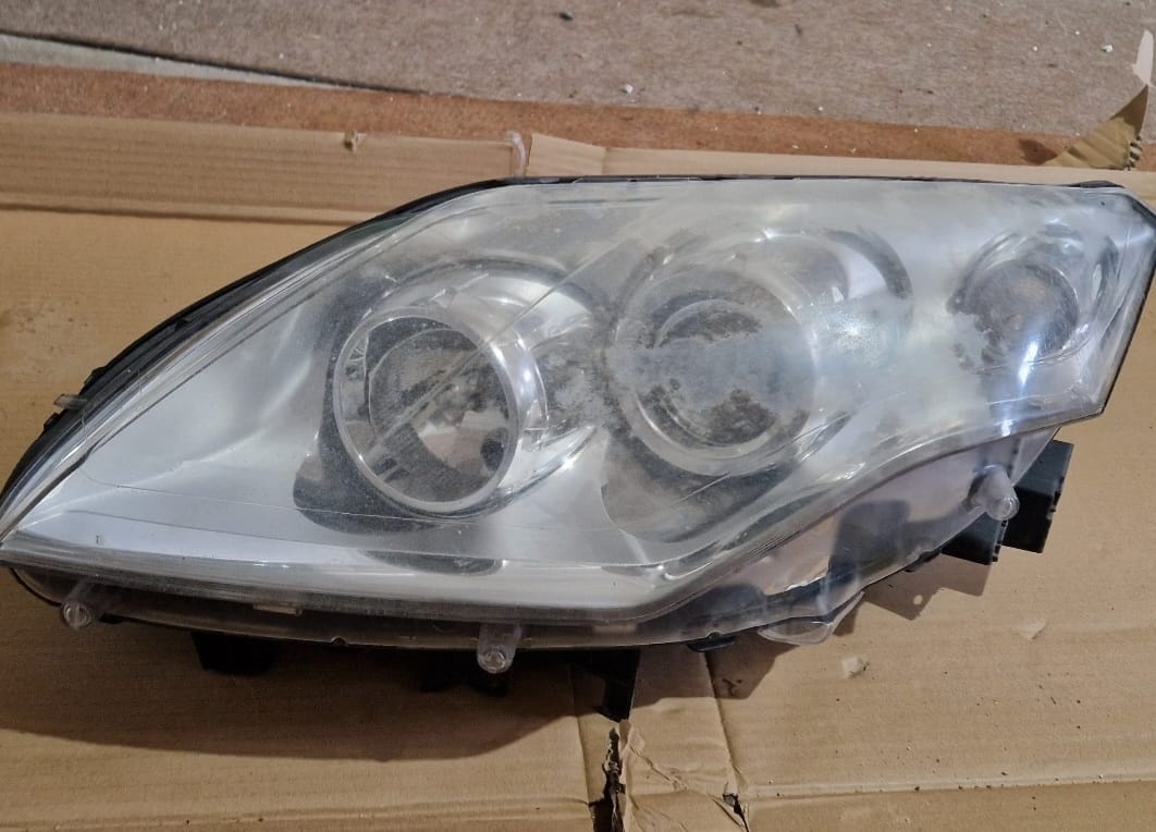 Prodám přední světlomet Renault Laguna III - 2