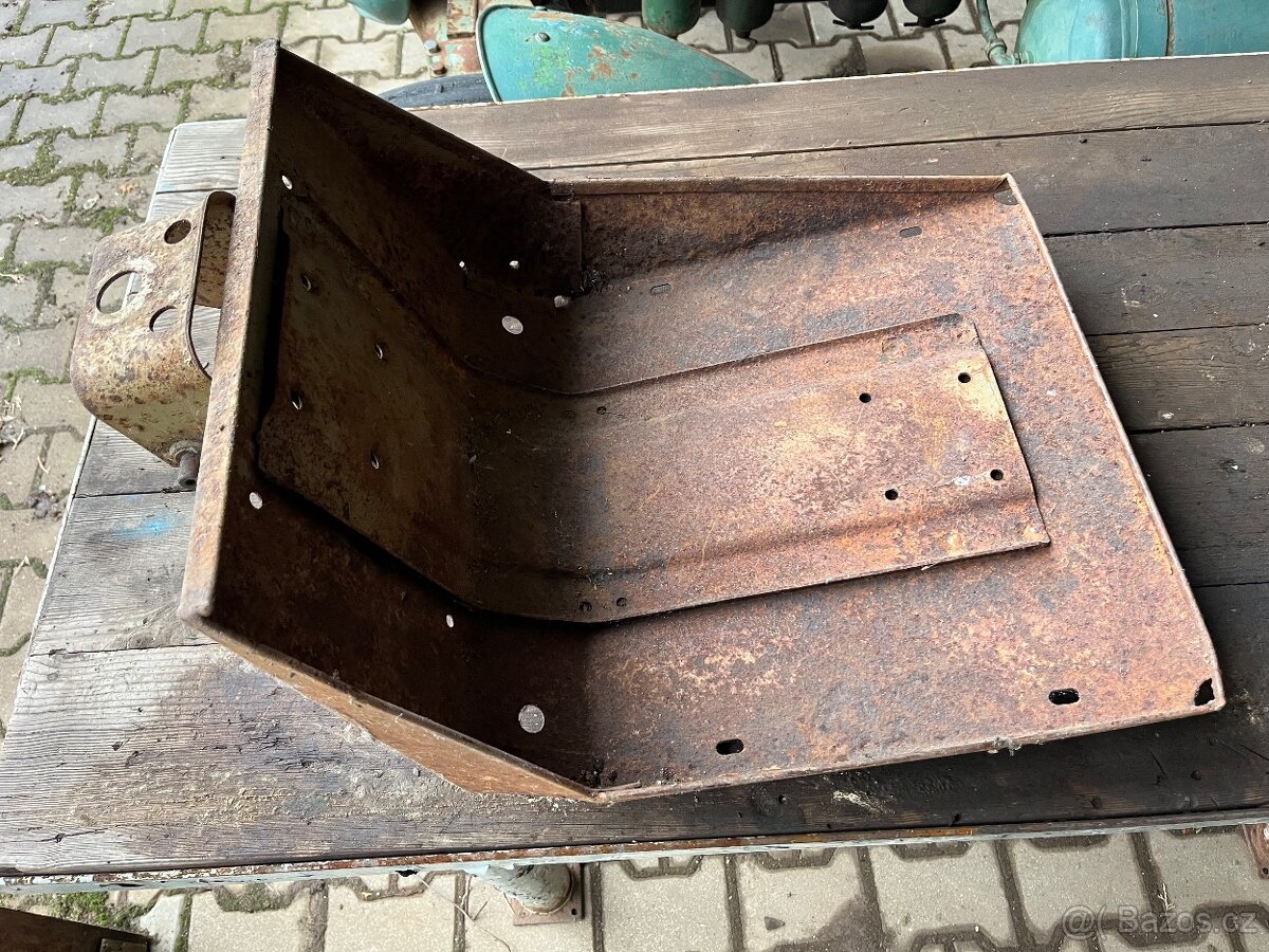 prodám sedačku Zetor Super - 2