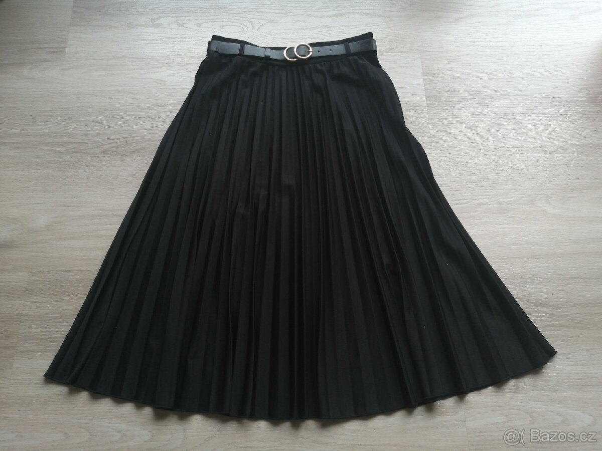 DÁMSKÉ ( DÍVČÍ) OBLEČENÍ - 2