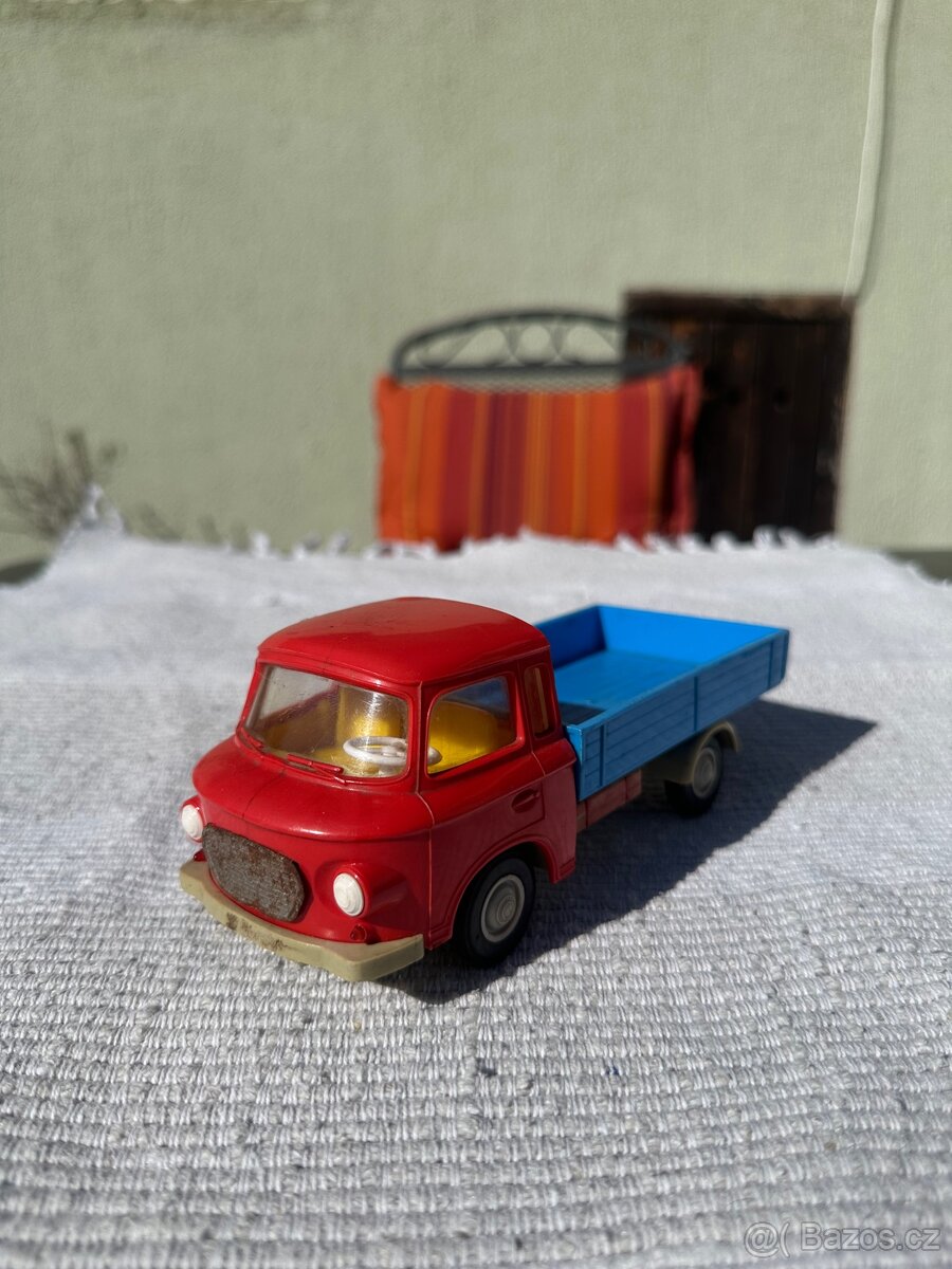 Retro autíčko - 2
