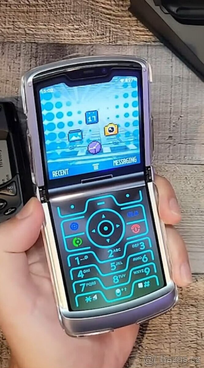 Motorola RAZR 256 gb Gold nepoužitý - 2